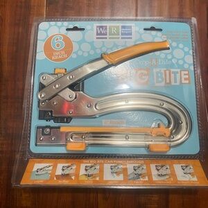 Crop-A-Dile Big Bite Punch - Silver and Orange